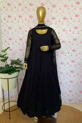 Black solid anarkali - kasumi.in